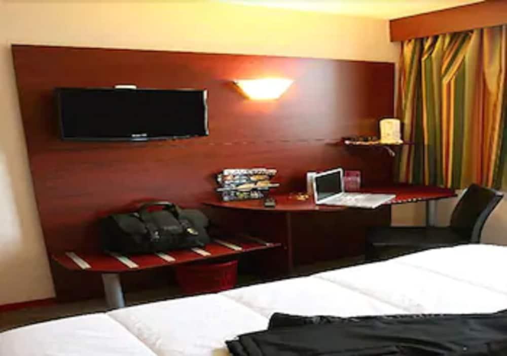 Hotel Gallieni 쥬네빌러 외부 사진