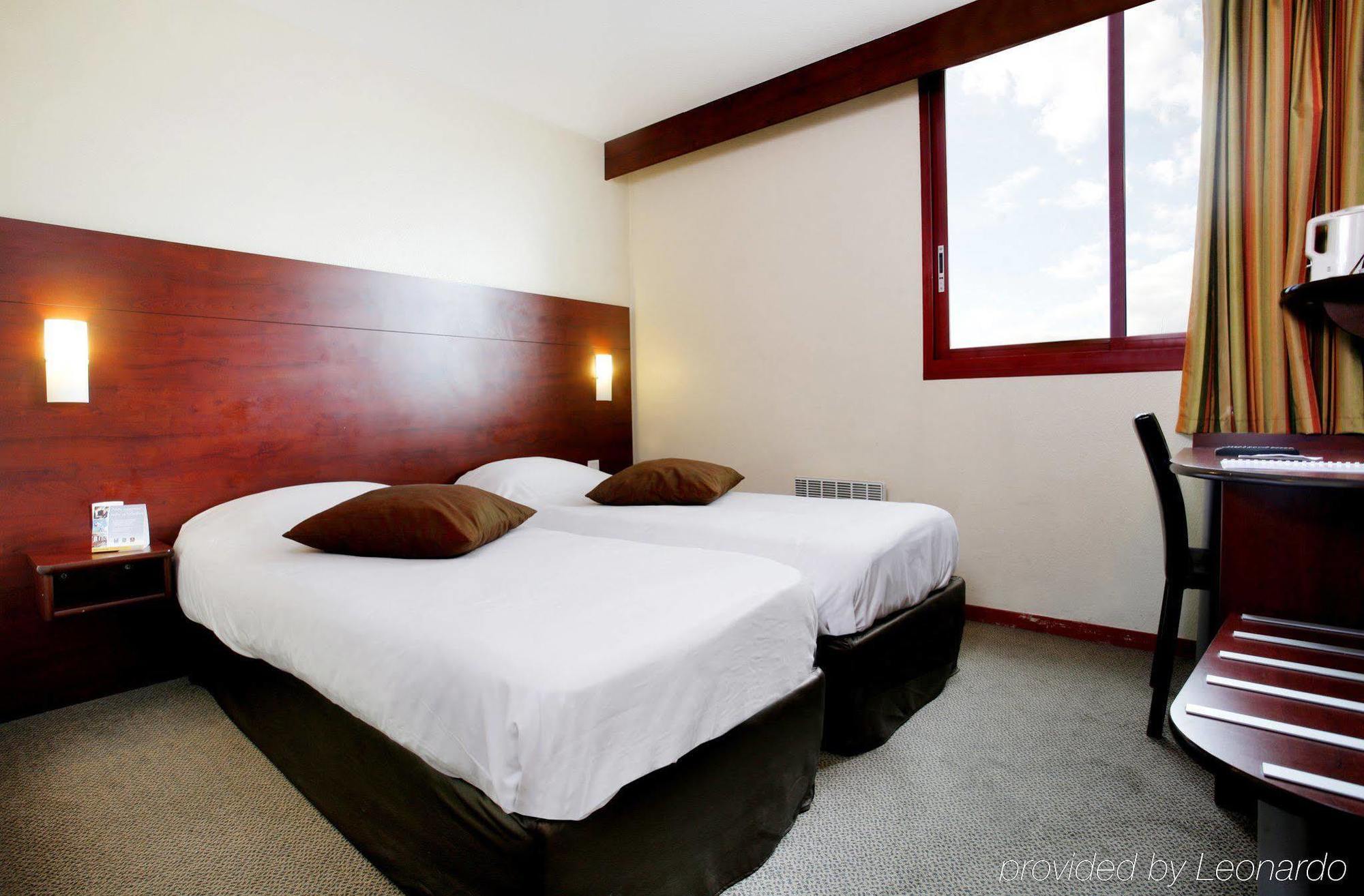 Hotel Gallieni 쥬네빌러 외부 사진